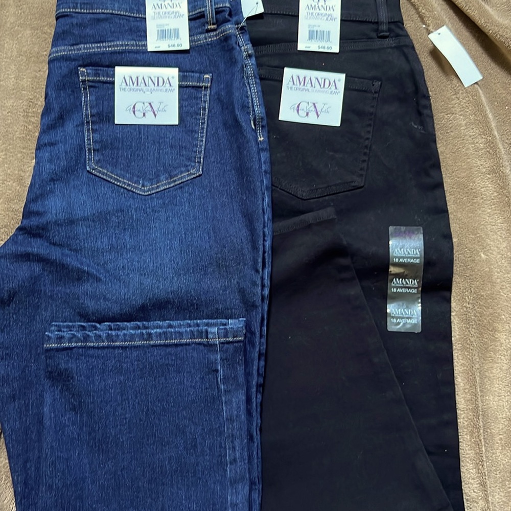 Lot of 2 NWT Gloria Vanderbilt Amanda jeans 👖 size 18